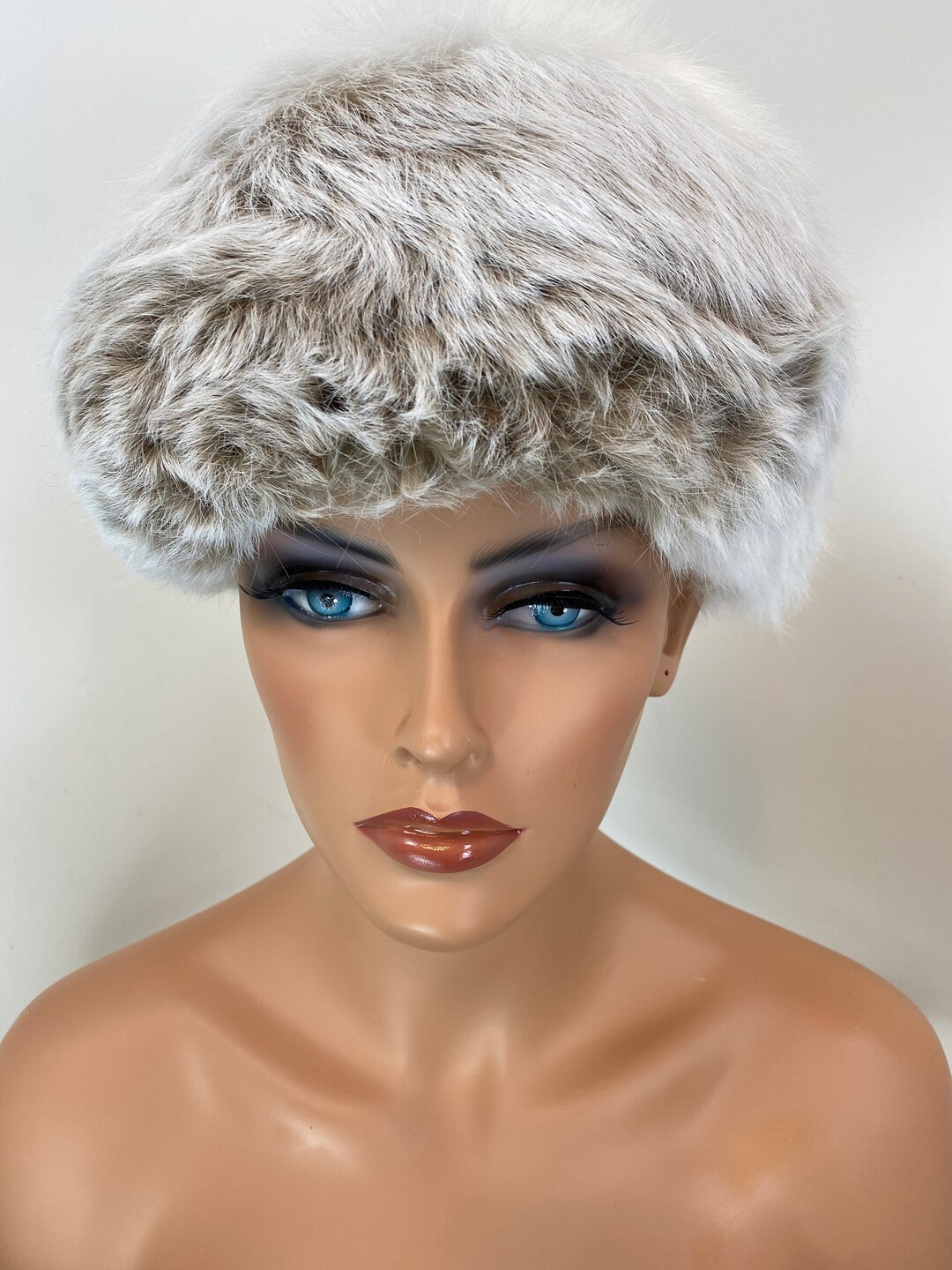60’s Soft Gray Fur Hat main image 1