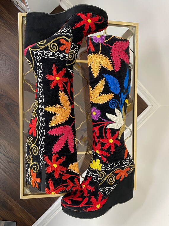 Colourful Floral Embroidered Boots - SCARLET Vint… - image 2