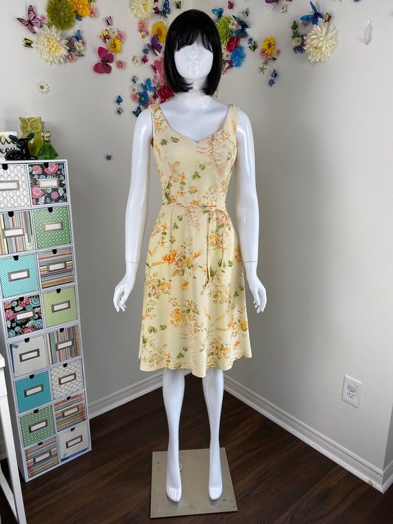 70s Floral Summer A-line Dress With Built in Bra Vintage 1970s Day