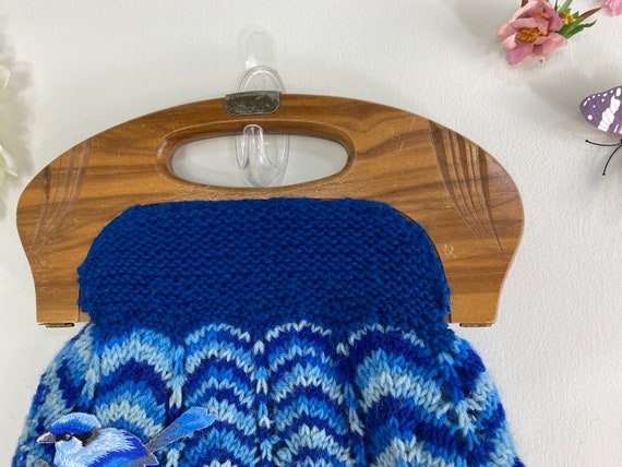 Hand Knit Wool Purse Handbag With Wood Handle - V… - image 5