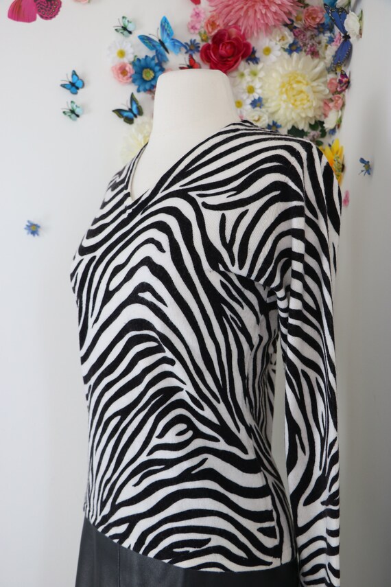 1990s Zebra Striped Sweater - Animal Print Long S… - image 4