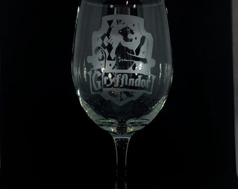 Download Hogwarts Wine Glass Etsy