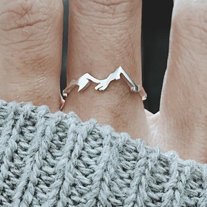 Silver Mountain Ring, Gold Nature Ring, Mountain Range Ring, Mountain Jewelry, Dainty Ring, Nature Lover Thumb Ring