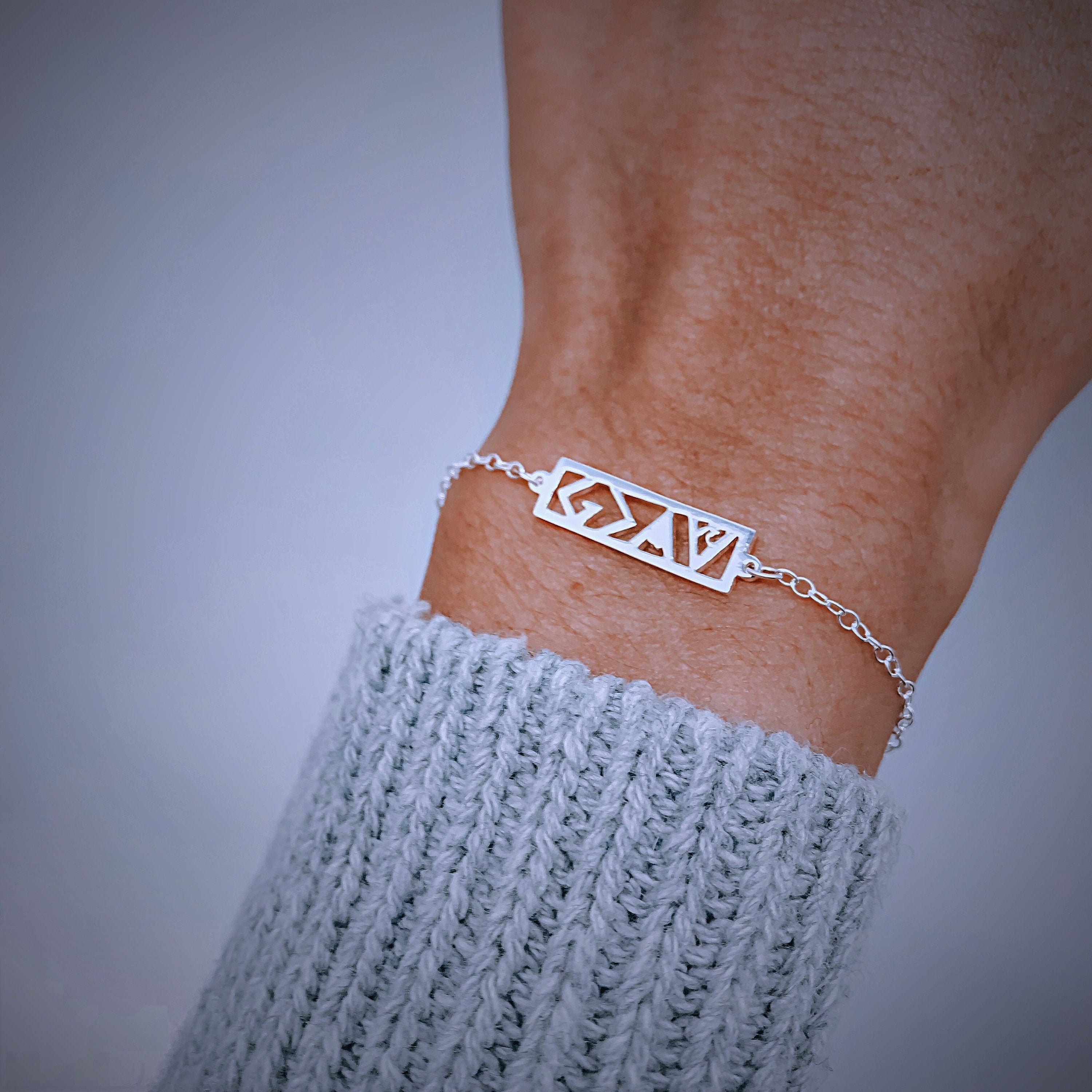 Highs and lows bracelet deals