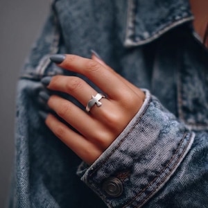 Silver Raven Ring: Simple Crow Jewelry Gift