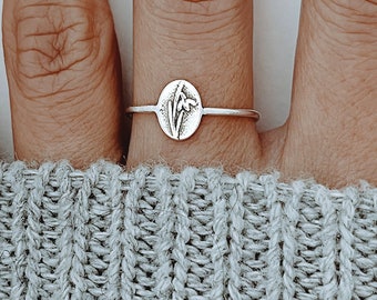 Snowdrop Flower Ring, January Birth Flower Ring, Flower Signet Ring, Snowdrop Jewelry, Birth Month Flower Ring Christmas Gift