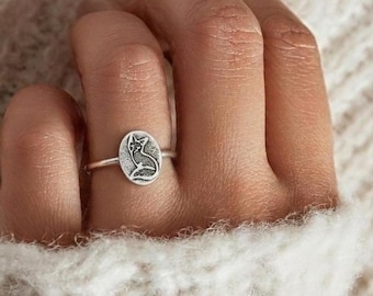 Silver Fox Ring: Dainty Stacking Jewelry Gift