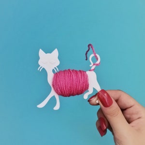 Cat Shaped Yarn Bobbins - Knit & Crochet Scrap Yarn Holder - Supplies for Sewing - Gift For Knitters