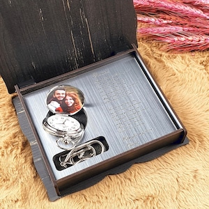 Reloj de bolsillo con caja de metal personalizado en caja de regalo, el regalo perfecto para hombres, padrinos de boda y papá, regalo de aniversario ideal para regalo de Navidad imagen 3