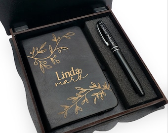 Coffret cadeau cahier imprimé personnalisé et stylo. Coffret cadeau en bois Idée cadeau pour femme