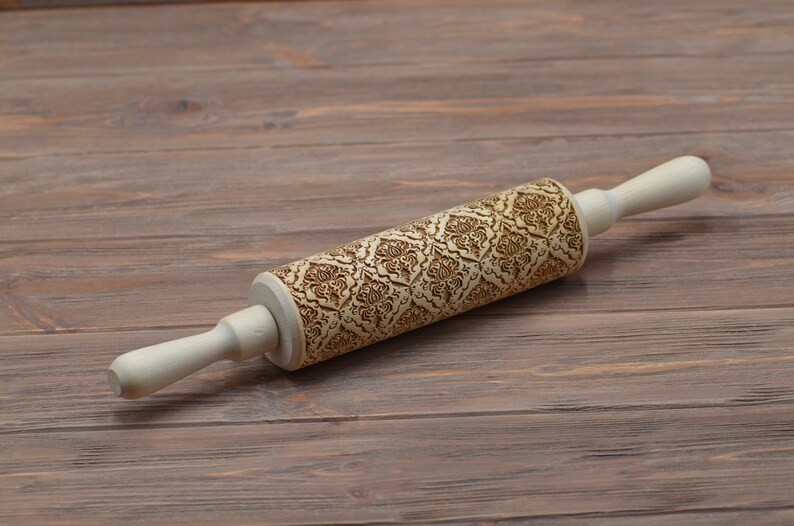 DAMASK embossing rolling pin Embossed cookies with flowers From Europe Damask pattern Wooden embossing rolling pin with flowers Oriental flowers 