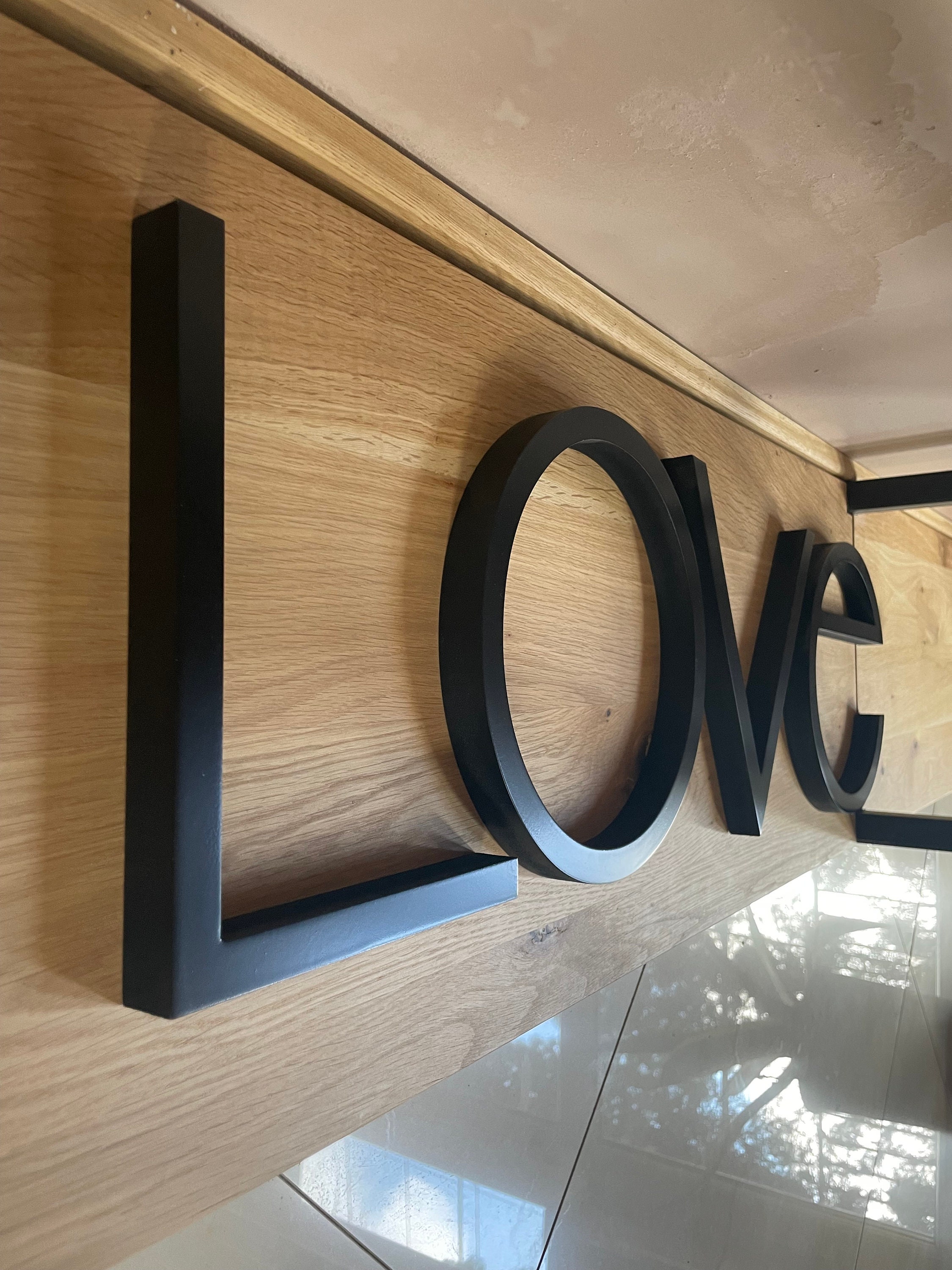 QUARKZMAN Grande Lettera R in Resina Modellata 6 3D Alfabeto Maiuscolo in Silicone per Arte Segnaletica Artigianato Fai Da Te Decorazione Feste Casa Candele Cera Artigianato Sapone