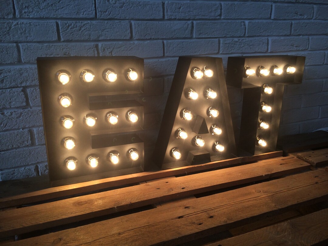 Letra inicial de pared con luz letras metálicas Letras de marquesina  BOMBILLAS Iluminación -  México