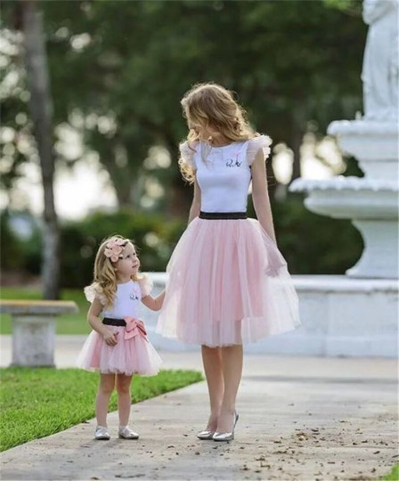 mother n daughter matching outfits