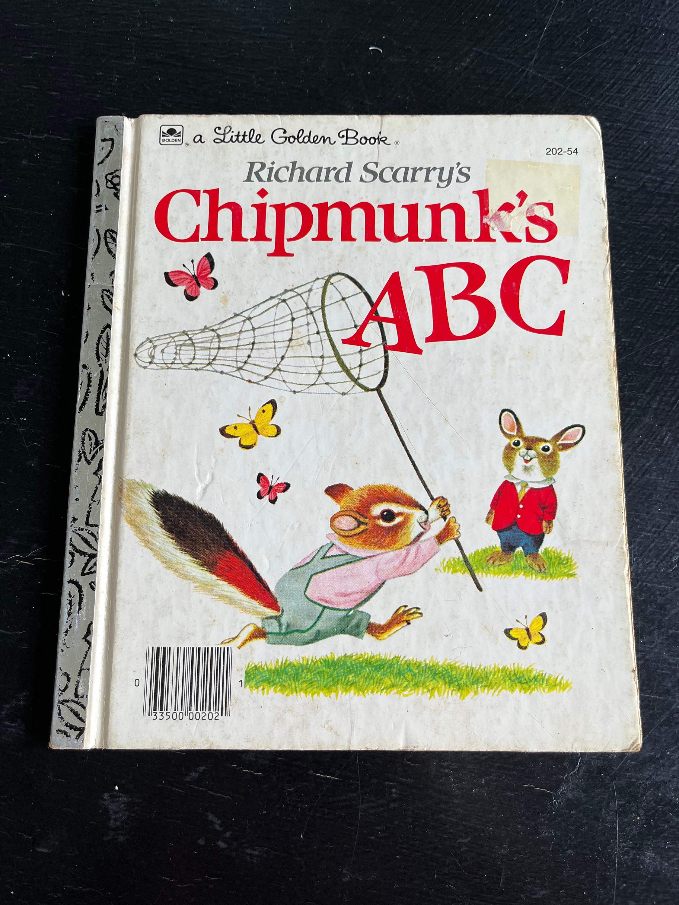 Richard Scarry's Chipmunk's Abc/vintage 1989 Little Golden Book