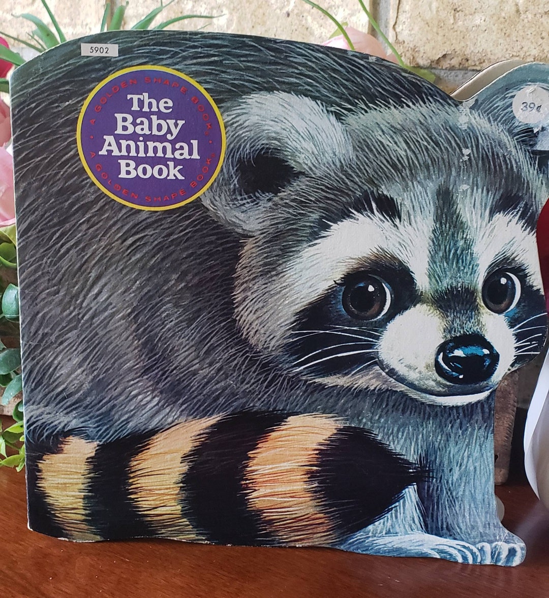 The Baby Animal Book/Vintage 1977 Golden Shape Book/Woodland Animals