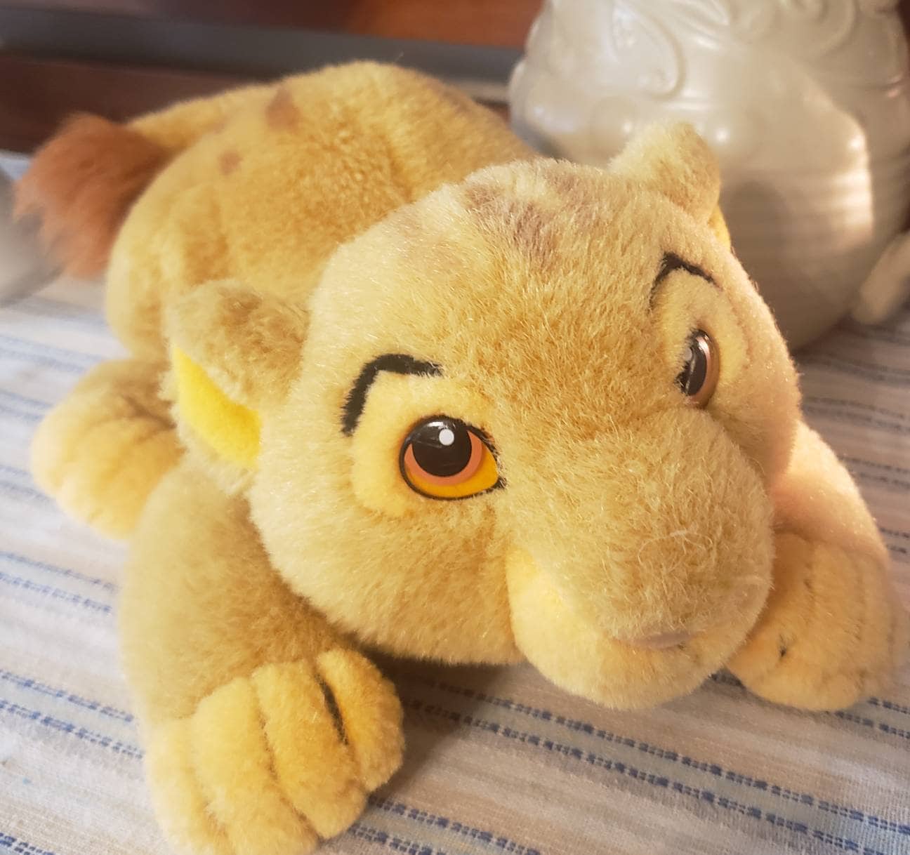 Simba pillow 2024 pet disney store