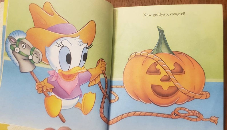 Disney Babies Happy Halloween/Vintage 1997 First Little Golden Book/Halloween Gift/Disney Babies/Mickey/Minnie/Daisy/Donald/Nostalgic Gift image 4