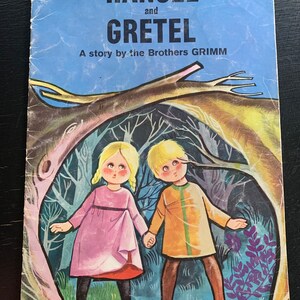 Hansel and Gretel/ A story by the Brothers Grimm/ Giant Fairy Story/ Paperback Book/ Vintage 1982/ Children’s Book/ Nostalgic Gift