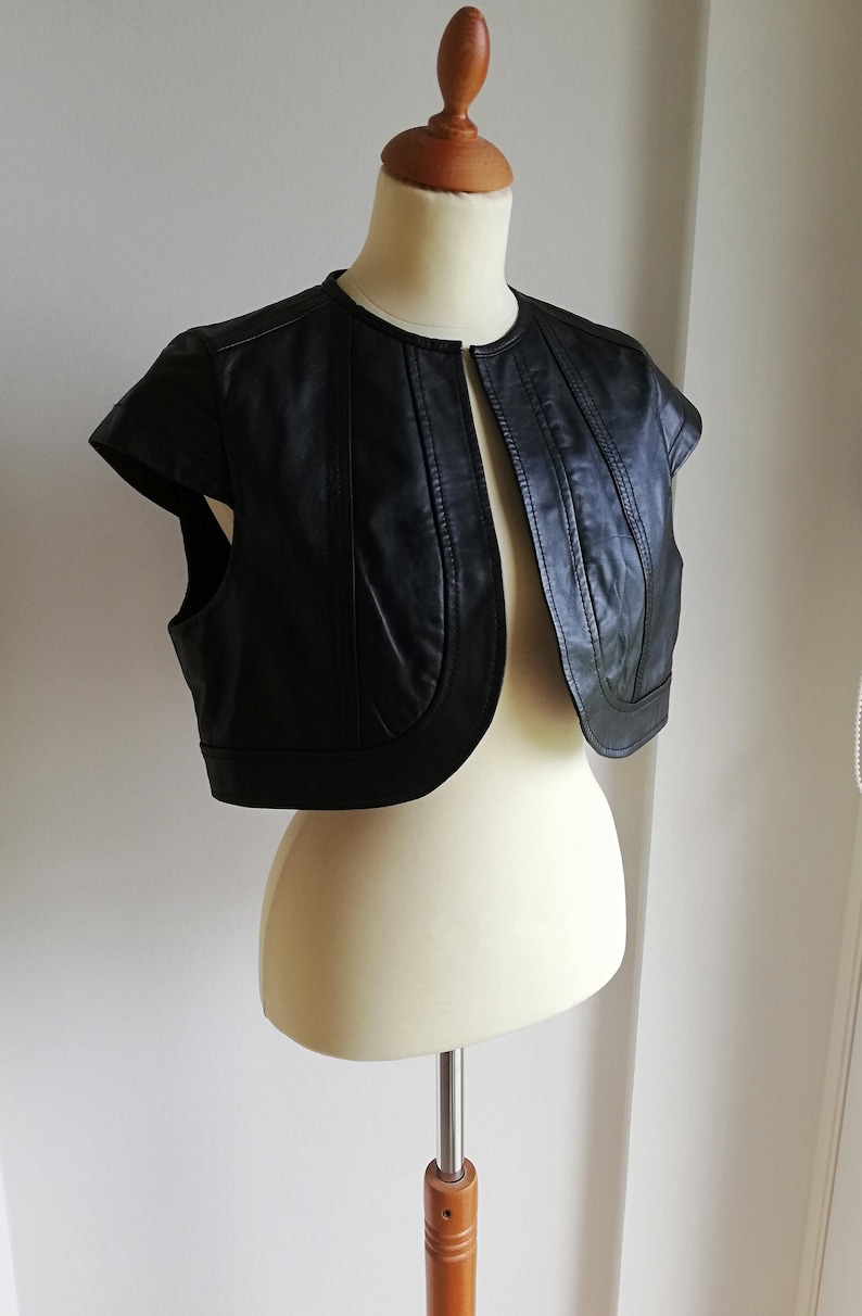 90s Vintage Boho bolero Cropped jacket Black Leather Short shrug