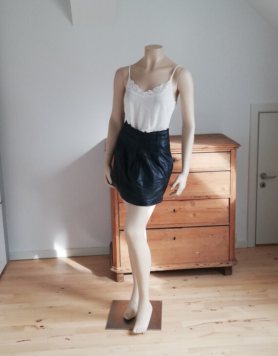 Vintage skirt Leather skirt black high waist leath