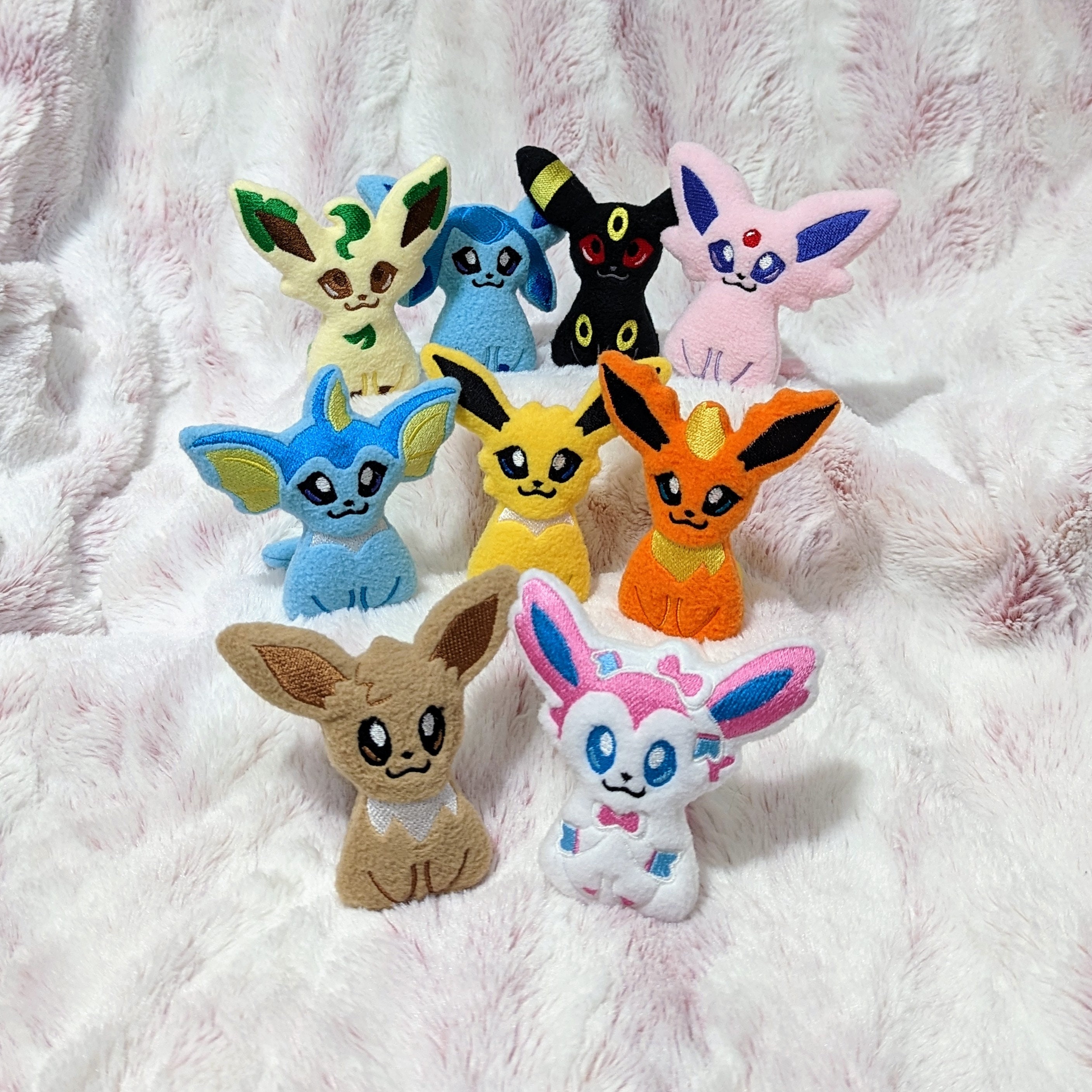 Pelúcia Turma Pokémon EVOLUÇÃO EEVEE MINI (14-17cm) - 8 itens/lote (8  modelos)