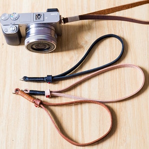 Customized Personalized Red dot Camera Wrist Strap, Cow oil leather camera strap with Thread, Strap with your name