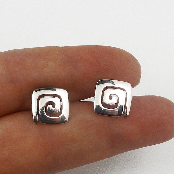 Greek Squared Spiral Stud Earrings, Sterling Silver, Greek Jewelry, Boucles d'oreilles Spirale carrées, Spiral Ohrringe griechischer Schmuck