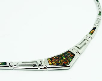 Collier en argent sterling avec opale noire : motif méandre grec