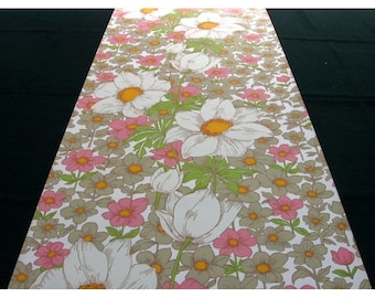 Vintage Wallpaper  by the Metre  - 70s  Wallpaper - 70s  flower Vinyl Wallpaper / cas under 9