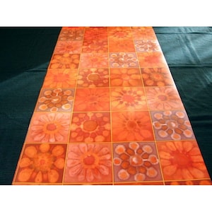 Vintage Wallpaper  by the Metre  - 70s  Wallpaper - Vymura HORIZON 70s tiles Wallpaper | cas anita A B