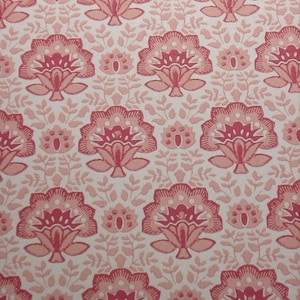 Vintage Wallpaper  by the Metre  - 70s  Wallpaper - vintage 70s Pink Wallpaper / cas 9