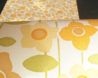 Vintage Wallpaper  by the Metre  - 70s  flower Wallpaper - Vinyl 70s  Wallpaper / cas 55