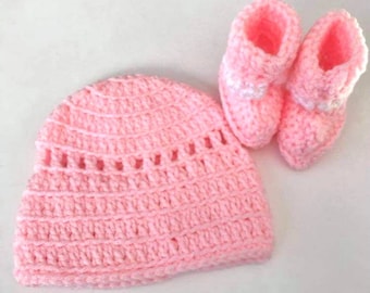 Pink Crochet Baby Girl Beanie and Booties Set, Baby Girl Hat and Booties Set, Baby Shoes Crochet, Pink Baby Booties, Pink Baby Crocheted Hat