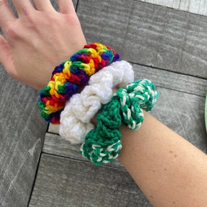 Crochet Hair Scrunchies, Crochet Scrunchies, Crocheted Scrunchies, Handmade Crochet Scrunchies, Scrunchies, Yarn Scrunchies, Fluffy Scrunchy