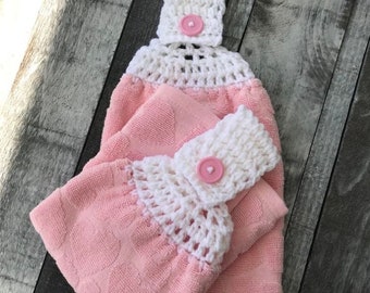 Pink Valentine's Kitchen Towels, Valentine's Day Crocheted Hanging Kitchen Towels, Hanging Kitchen Towels, Pink Heart Towels, Heart Towels