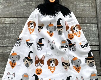 Halloween Dogs Kitchen Towel, Trick or Treating Dog Towel, Halloween Hand Towels, Dog Halloween Towel, Crocheted Kitchen Halloween Towel