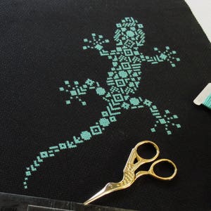 Gecko cross stitch pattern, modern tribal geometric animal, monochrome, lizard, wildlife, nature, counted cross stitch PDF, instant download