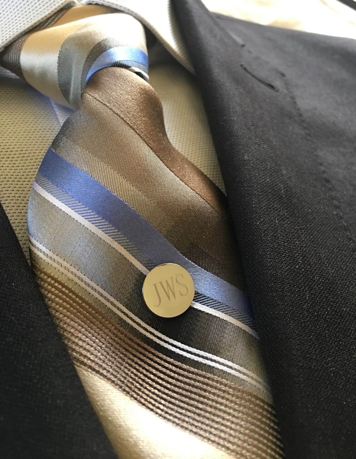 cuff links and tie pin