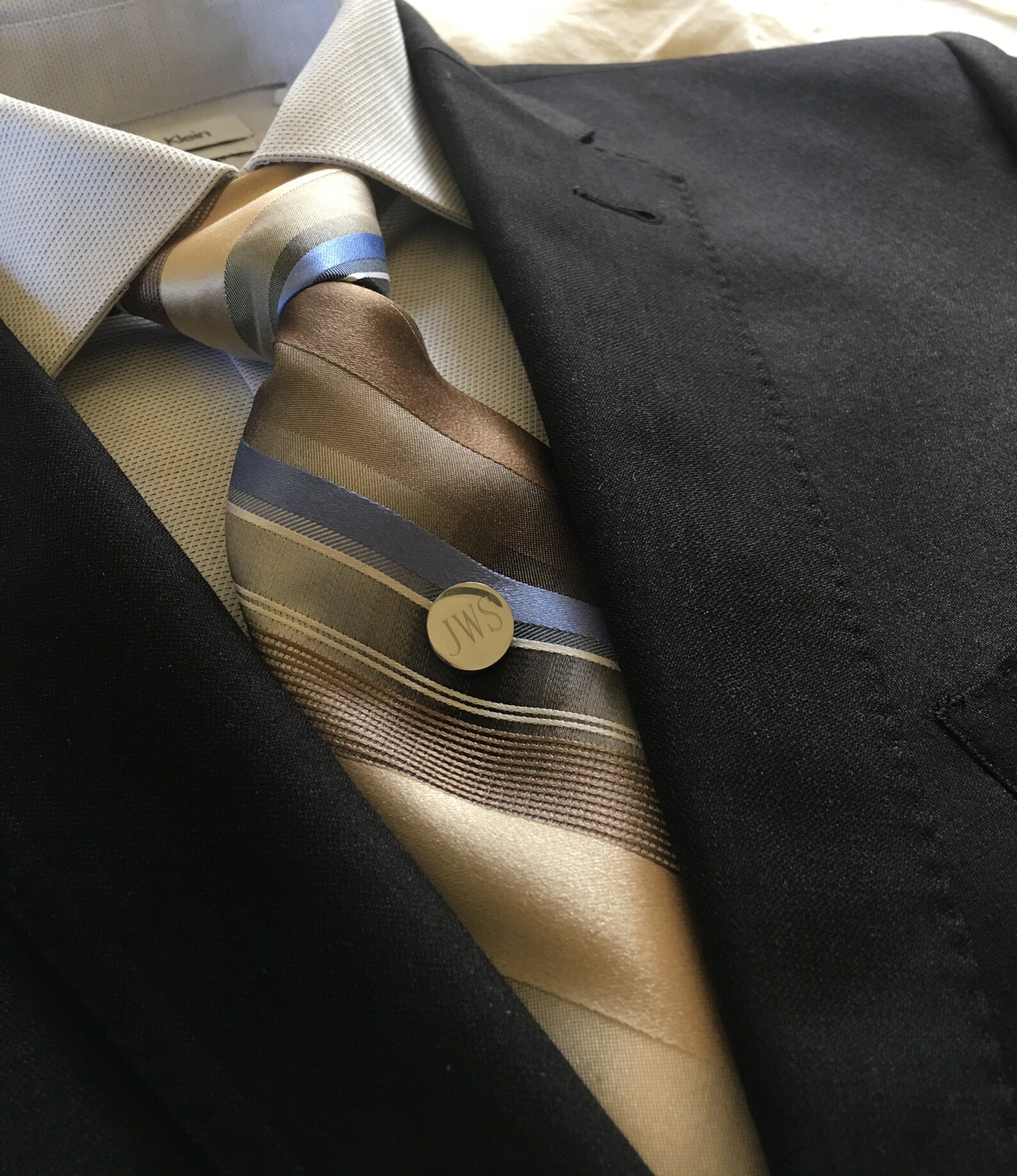 cuff links and tie pin