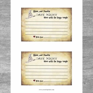Peut inclure: Deux cartes imprimables avec un fond de parchemin vintage. Chaque carte pr&eacute;sente une illustration en noir et blanc d'un chapeau de sorci&egrave;re et le texte "Partagez vos id&eacute;es de RENDEZ-VOUS pr&eacute;f&eacute;r&eacute;s avec le couple heureux". Le texte "Avec amour" est imprim&eacute; en bas de chaque carte.