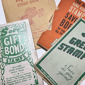 Zestaw 4 starych zielonych znaczków, książeczki do oszczędzania znaczków ze znaczkami - Vintage Ephemera, Junk Journal Ephemera, zestaw Junk Journal, S & H, najwyższa wartość