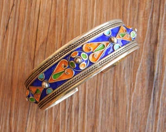 Traditional handcrafted Algerian Kabyle bracelet in silver and stone enamels, adjustable