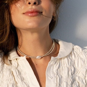 Handmade Seed Bead Choker Necklace with Natural Pearl