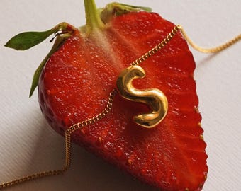 Gold Letter Pendant Necklace – Personalized Initial Jewelry