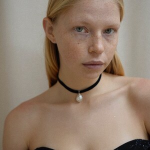 Pearl Velvet Choker Necklace