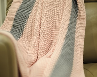 Chunky knitted throw - Combed Cotton - Grey/pink - Couch blanket - 100% Cotton - luxury throw