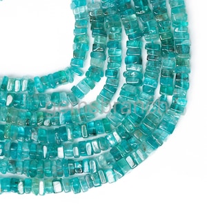 Perline di apatite blu naturale di forma quadrata da 4,5-5 mm. Perline di apatite Heishi quadrate. Perline di pietre preziose Heishi per la creazione di gioielli. Perline di apatite blu in offerta.