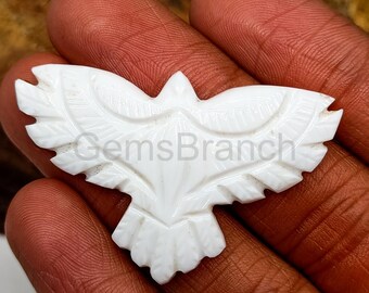 Gorgeous Howlite Eagle Carving, Hand Carved Eagle Shape Gemstone, Bird carved Gemstone For Jewelry, Crystal Carving, Eagle Sculpture 46MM