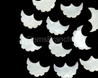 White Moonstone Eagle Carving, Hand Carved Eagle Shape Gemstone, Bird carved Gemstone For Jewelry, Crystal Carving, Eagle Sculpture 16MM